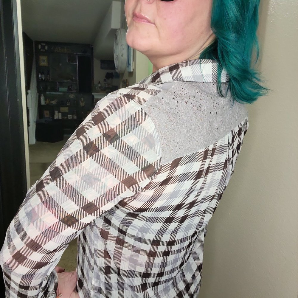 Band of Gypsies Sheer Button Down Long Sleeve Shirt Size Small Lace Back - Picture 3 of 12